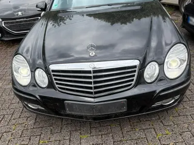 Gebraucht Mercedes E350 272 PS (200 kW) 2006 Schwarz Limousine