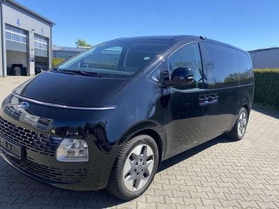 Usata Hyundai Staria 177 CV (130 kW) 2024 Nero Monovolume