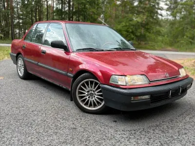 Gebraucht Honda Civic 90 PS (66 kW) 1991 Rot Limousine