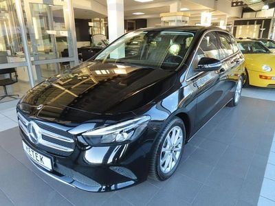 Gebraucht Mercedes B180 116 PS (85 kW) 2019 Schwarz Van / Kleinbus