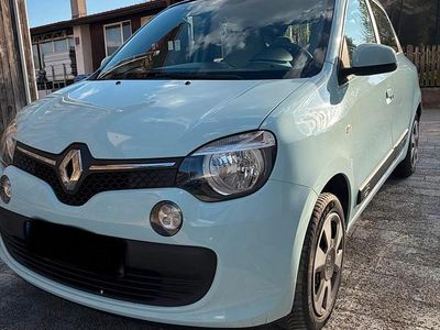 Second-hand Renault Twingo 71 CP (52 kW) 2014 Albastru Hatchback