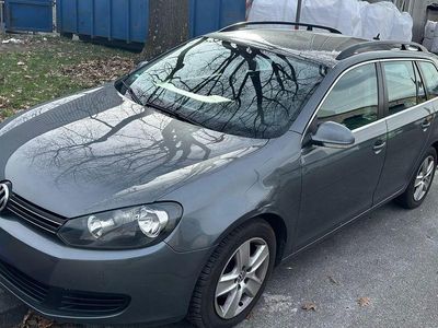 Gebraucht VW Golf VI Comfortline 122 PS (89 kW) 2010 Grau Kleinwagen