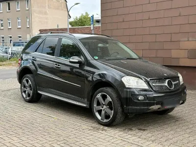 Gebraucht Mercedes ML280 190 PS (139 kW) 2006 Silber SUV