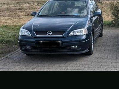 Gebraucht Opel Astra 101 PS (74 kW) 1996 Blau Limousine