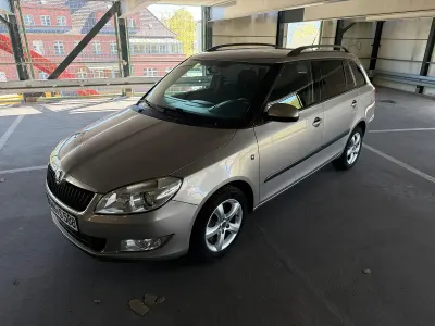 Gebraucht Skoda Fabia Elegance 105 PS (77 kW) 2010 Gold Kombi