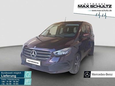 Usata Mercedes T180 Progressive 131 CV (96 kW) 2024 Rosso Monovolume