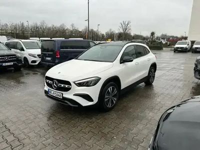 gebraucht Mercedes GLA250 GLA 250e PROGESSIVE°ADV+°KEYL°TWA°NIGHT°AHK°PAN