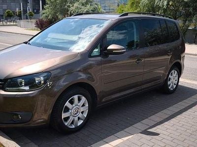 Braun Gebraucht 2011 VW Touran Comfortline Van / Kleinbus | 5.400 € (Fairer Preis)