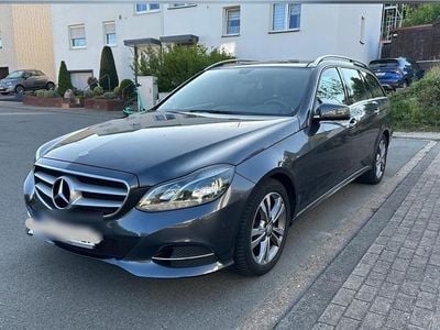 Gebraucht 2014 Mercedes E200 Kombi | 11.000 €