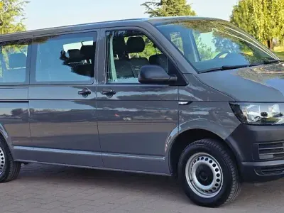 Gebraucht VW T6 150 PS (110 kW) 2019 Grau Van