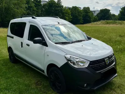 Gebraucht Dacia Dokker Ambiance 102 PS (75 kW) 2017 Weiß Van / Kleinbus