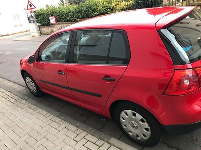 Rot Gebraucht 2005 VW Golf IV Kombi | 1.650 € (Etwas zu teuer)