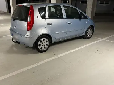 Occasion Mitsubishi Colt Motion 95 PK (69 kW) 2006 Grijs Sedan