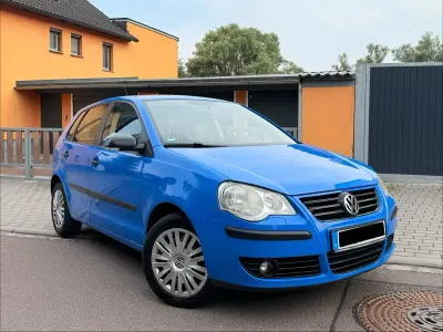 Gebraucht VW Polo 70 PS (51 kW) 2008 Blau Kleinwagen