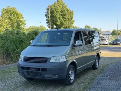 Gebraucht VW Caravelle 131 PS (96 kW) 2008 Grün Van