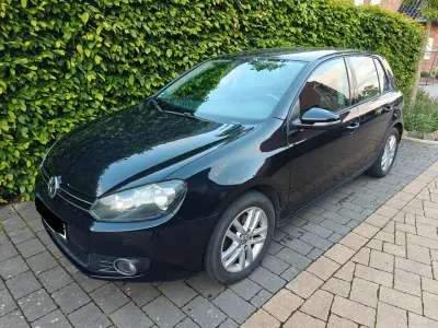 Gebraucht VW Golf VI Highline 122 PS (89 kW) 2010 Schwarz Kleinwagen