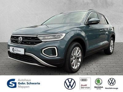 Usata VW T-Roc Life 116 CV (85 kW) 2024 Blu SUV