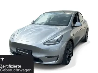 Begagnad Tesla Model Y Performance 321 kW (437 HK) 2023 Silver SUV