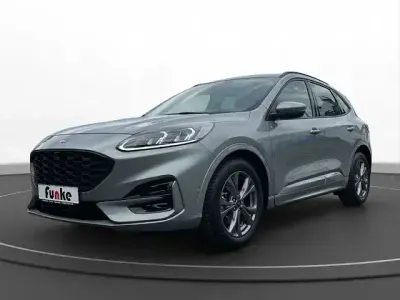 Gebraucht Ford Kuga ST-Line 120 PS (88 kW) 2023 Solarsilber SUV