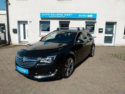 Gebraucht Opel Insignia Innovation 140 PS (102 kW) 2015 Schwarz Kombi
