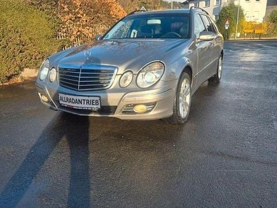 Gebraucht Mercedes E280 190 PS (139 kW) 2007 Silber Kombi
