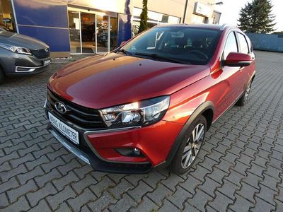 Gebraucht Lada Vesta 102 PS (75 kW) 2019 Rot Kombi