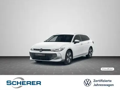 Gebraucht VW Passat Business 150 PS (110 kW) 2025 Pure white Kombi