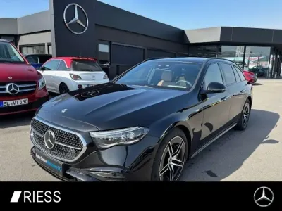 Gebraucht Mercedes E300 AMG 313 PS (230 kW) 2025 Metalliclack obsidianschwarz Kombi