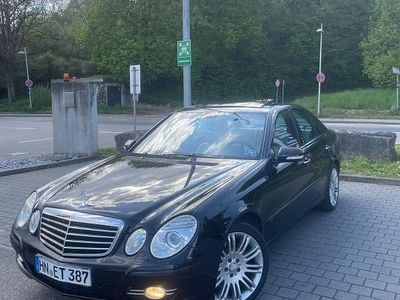 Usata Mercedes E500 Avantgarde 387 CV (284 kW) 2008 Nero Berlina