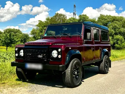 Gebraucht Land Rover Defender SE 122 PS (89 kW) 2015 Rot Kombi