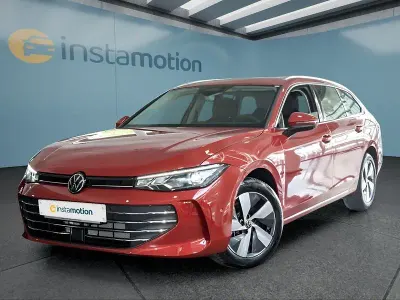 Gebraucht VW Passat 150 PS (110 kW) 2025 Rot Kombi