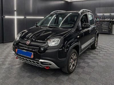 Second-hand Fiat Panda Cross Cross 86 CP (63 kW) 2020 Negru Hatchback