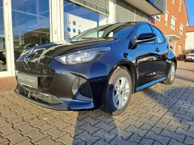 Neu Mazda 2 Center-Line 116 PS (85 kW) 2025 Schwarz Kleinwagen