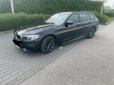 gebraucht BMW 520 d Touring M Sportpaket/ Premium Selection Garantie