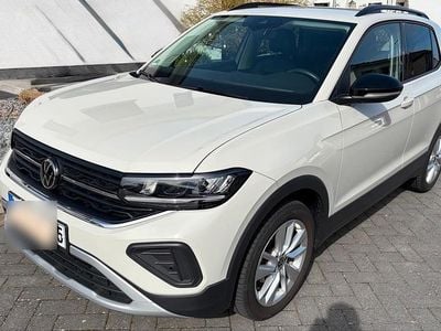 Gebraucht VW T-Cross 116 PS (85 kW) 2023 Grau SUV