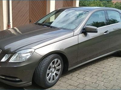 Mercedes E300