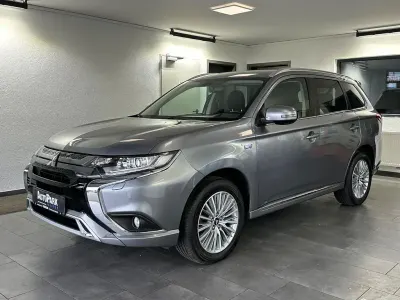 Gebraucht Mitsubishi Outlander P-HEV 135 PS (99 kW) 2020 Grau SUV
