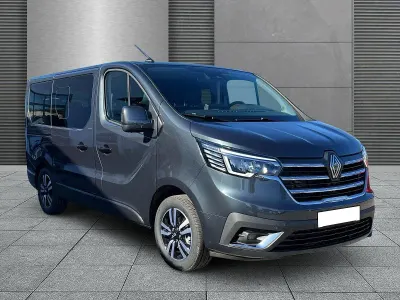 Gebraucht Renault Trafic 170 PS (125 kW) 2026 Kometengrau Van / Kleinbus