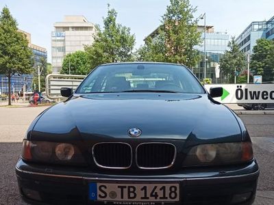 BMW 528