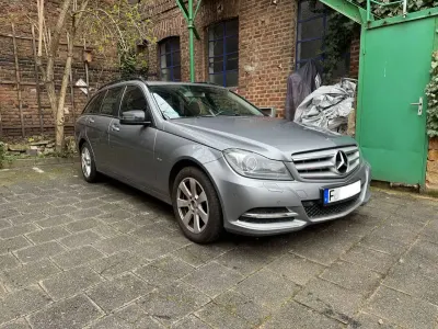 Gebraucht Mercedes C220 Avantgarde 170 PS (125 kW) 2012 Silber Kombi