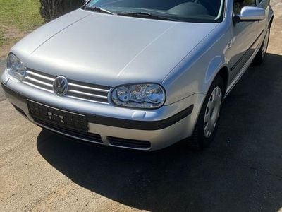 Usata VW Golf IV Highline 116 CV (85 kW) 2001 Argento Berlina