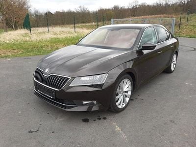 Gebraucht Skoda Superb Style 150 PS (110 kW) 2015 Braun Limousine