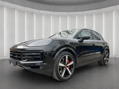 Gebraucht Porsche Cayenne S E-Hybrid 519 PS (381 kW) 2024 Schwarz SUV