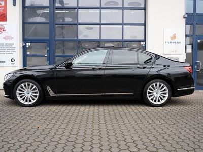 BMW 740