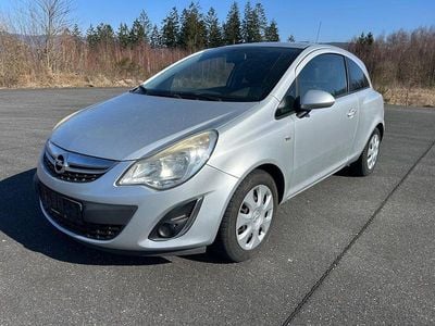 Gebraucht Opel Corsa 75 PS (55 kW) 2012 Silber Kleinwagen