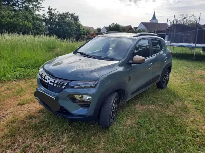 Gebraucht Dacia Spring Extreme 47 kW (65 PS) 2023 Grün Kleinwagen