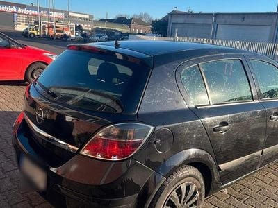 Gebraucht Opel Astra 95 PS (69 kW) 2009 Schwarz Limousine