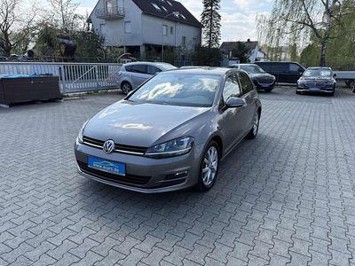 Second-hand VW Golf VII Highline 150 CP (110 kW) 2016 Verde Berlinǎ