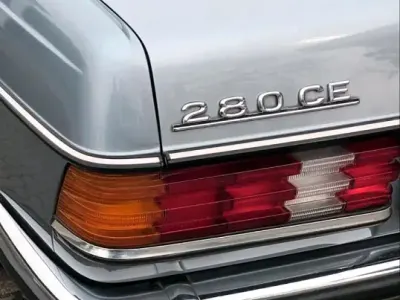 Brugt Mercedes 280 185 HK (136 kW) 1984 Blå Coupe
