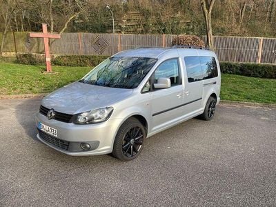 Gebraucht VW Caddy Maxi 140 PS (102 kW) 2012 Silber Van / Kleinbus